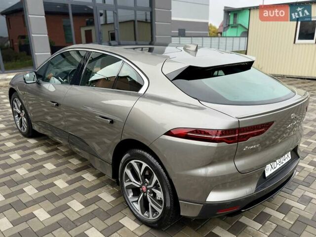 Бежевый Ягуар I-Pace, объемом двигателя 0 л и пробегом 149 тыс. км за 26100 $, фото 9 на Automoto.ua