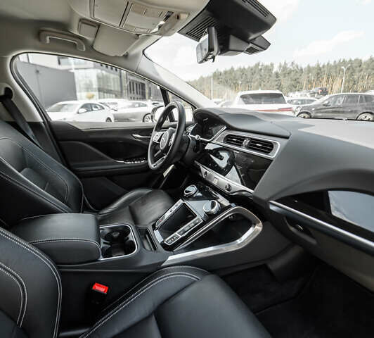 Бежевий Ягуар I-Pace, об'ємом двигуна 0 л та пробігом 73 тис. км за 34299 $, фото 43 на Automoto.ua