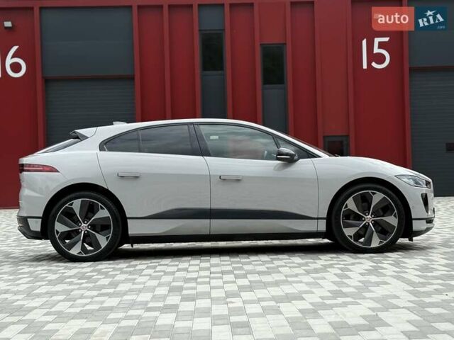Бежевый Ягуар I-Pace, объемом двигателя 0 л и пробегом 50 тыс. км за 35900 $, фото 23 на Automoto.ua