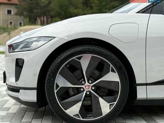 Бежевый Ягуар I-Pace, объемом двигателя 0 л и пробегом 50 тыс. км за 35900 $, фото 13 на Automoto.ua
