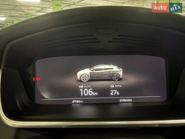 Черный Ягуар I-Pace, объемом двигателя 0 л и пробегом 77 тыс. км за 30000 $, фото 10 на Automoto.ua