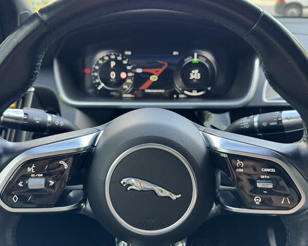 Черный Ягуар I-Pace, объемом двигателя 0 л и пробегом 74 тыс. км за 25500 $, фото 5 на Automoto.ua