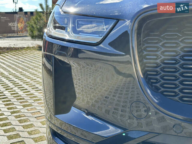 Черный Ягуар I-Pace, объемом двигателя 0 л и пробегом 175 тыс. км за 28900 $, фото 14 на Automoto.ua