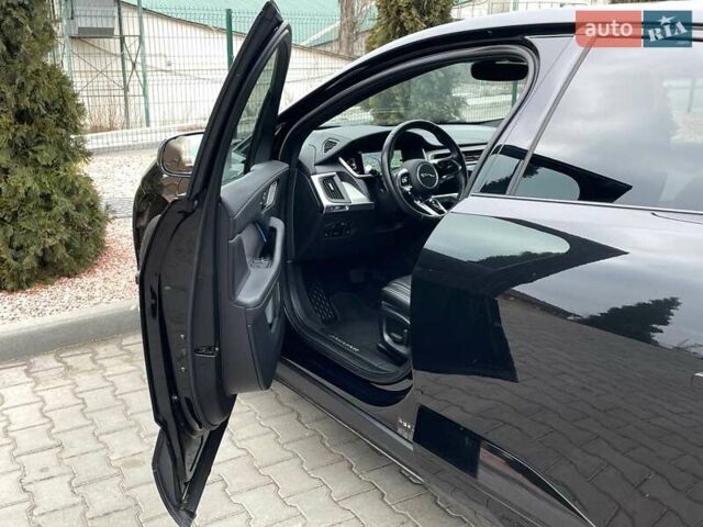 Черный Ягуар I-Pace, объемом двигателя 0 л и пробегом 68 тыс. км за 24499 $, фото 31 на Automoto.ua