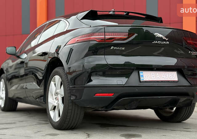 Черный Ягуар I-Pace, объемом двигателя 0 л и пробегом 121 тыс. км за 22500 $, фото 16 на Automoto.ua