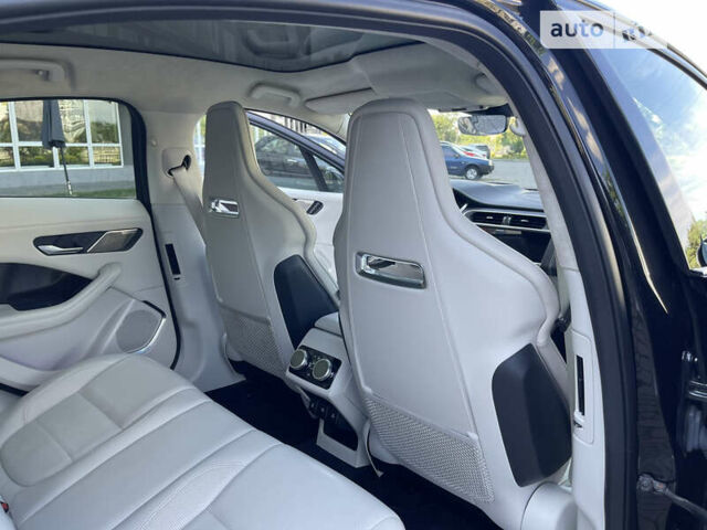 Чорний Ягуар I-Pace, об'ємом двигуна 0 л та пробігом 127 тис. км за 32300 $, фото 54 на Automoto.ua