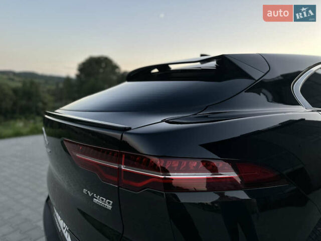 Черный Ягуар I-Pace, объемом двигателя 0 л и пробегом 138 тыс. км за 19999 $, фото 18 на Automoto.ua