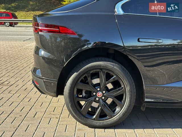 Черный Ягуар I-Pace, объемом двигателя 0 л и пробегом 66 тыс. км за 24200 $, фото 10 на Automoto.ua