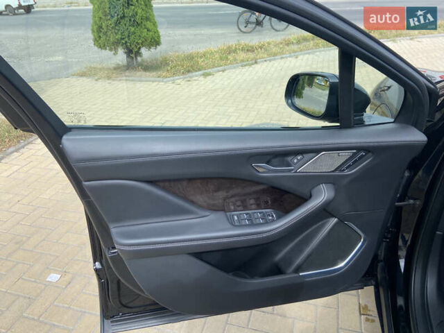 Чорний Ягуар I-Pace, об'ємом двигуна 0 л та пробігом 172 тис. км за 23500 $, фото 36 на Automoto.ua