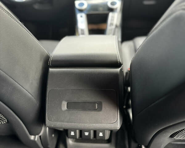 Черный Ягуар I-Pace, объемом двигателя 0 л и пробегом 180 тыс. км за 22500 $, фото 41 на Automoto.ua