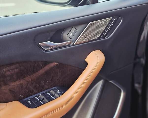 Чорний Ягуар I-Pace, об'ємом двигуна 0 л та пробігом 95 тис. км за 24500 $, фото 14 на Automoto.ua