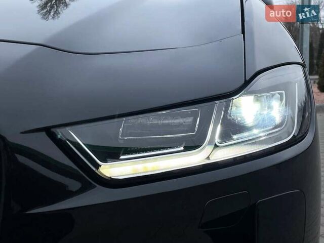 Черный Ягуар I-Pace, объемом двигателя 0 л и пробегом 68 тыс. км за 24499 $, фото 5 на Automoto.ua