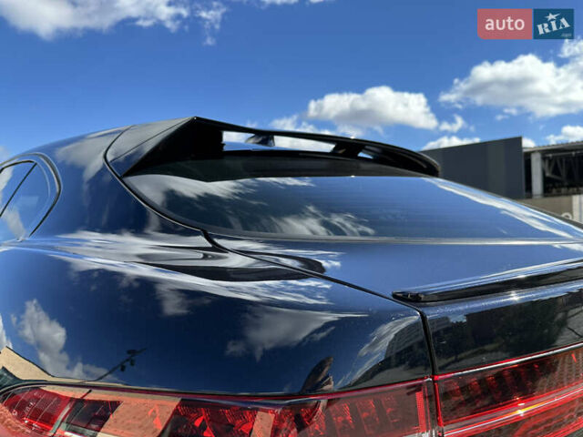 Черный Ягуар I-Pace, объемом двигателя 0 л и пробегом 175 тыс. км за 28900 $, фото 12 на Automoto.ua
