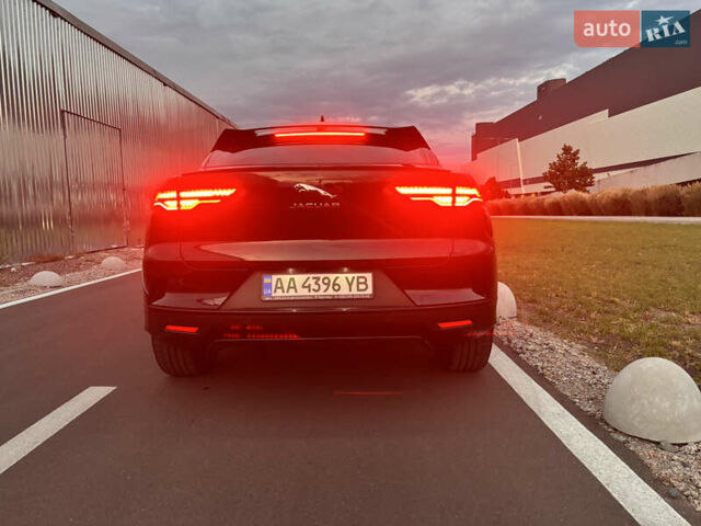 Черный Ягуар I-Pace, объемом двигателя 0 л и пробегом 77 тыс. км за 30000 $, фото 4 на Automoto.ua