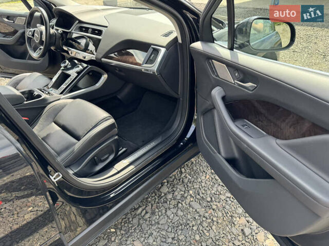 Чорний Ягуар I-Pace, об'ємом двигуна 0 л та пробігом 119 тис. км за 24999 $, фото 23 на Automoto.ua