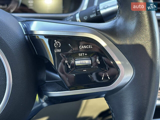 Черный Ягуар I-Pace, объемом двигателя 0 л и пробегом 66 тыс. км за 24200 $, фото 40 на Automoto.ua