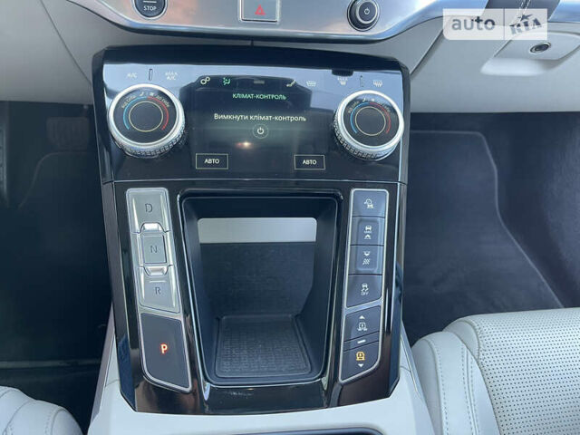 Чорний Ягуар I-Pace, об'ємом двигуна 0 л та пробігом 127 тис. км за 32300 $, фото 33 на Automoto.ua