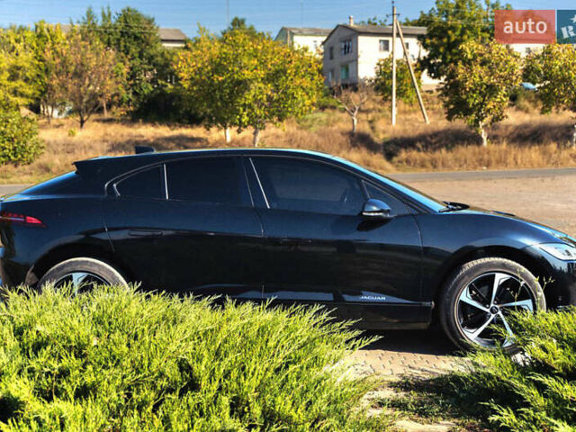 Черный Ягуар I-Pace, объемом двигателя 0 л и пробегом 82 тыс. км за 30000 $, фото 7 на Automoto.ua