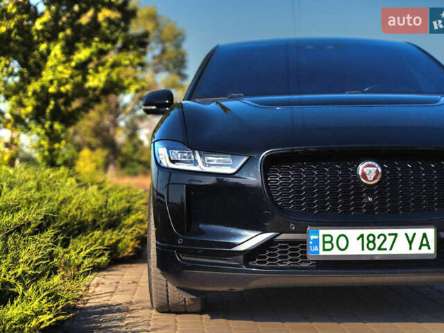 Черный Ягуар I-Pace, объемом двигателя 0 л и пробегом 82 тыс. км за 30000 $, фото 2 на Automoto.ua