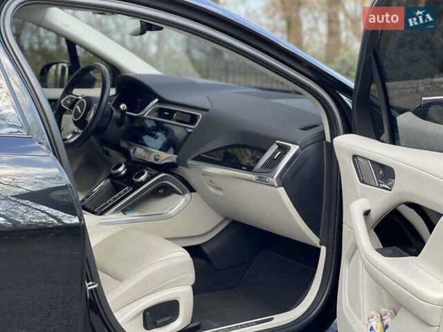 Черный Ягуар I-Pace, объемом двигателя 0 л и пробегом 110 тыс. км за 22600 $, фото 46 на Automoto.ua