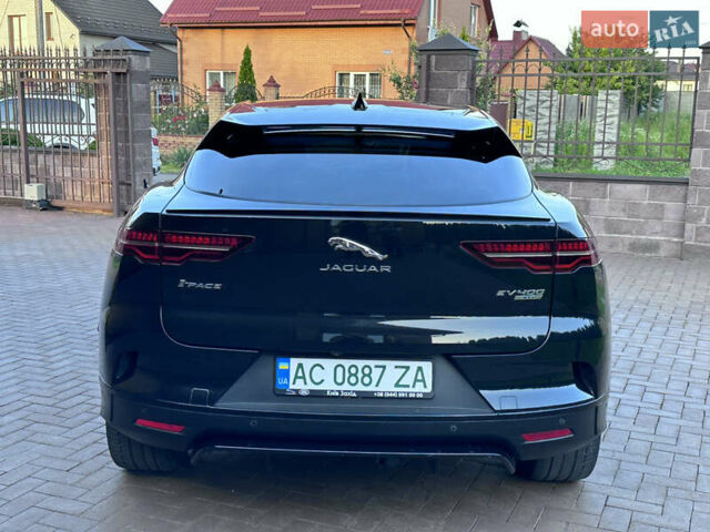 Черный Ягуар I-Pace, объемом двигателя 0 л и пробегом 177 тыс. км за 18900 $, фото 12 на Automoto.ua