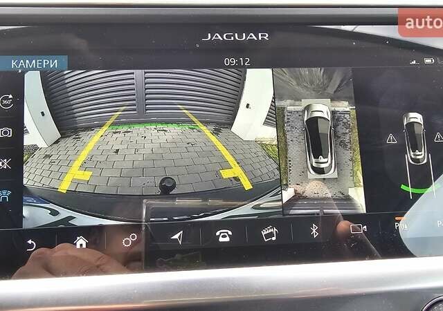 Черный Ягуар I-Pace, объемом двигателя 0 л и пробегом 109 тыс. км за 24450 $, фото 8 на Automoto.ua
