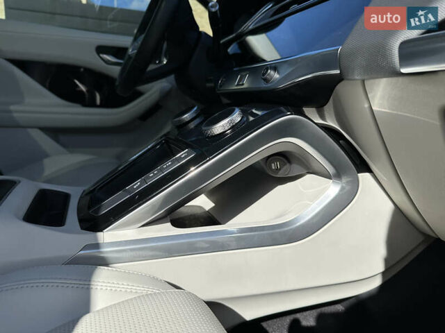Черный Ягуар I-Pace, объемом двигателя 0 л и пробегом 175 тыс. км за 28900 $, фото 41 на Automoto.ua