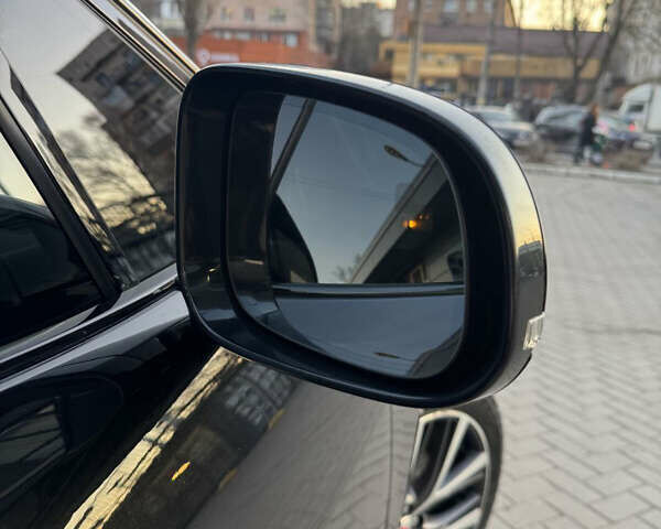 Черный Ягуар I-Pace, объемом двигателя 0 л и пробегом 157 тыс. км за 25999 $, фото 26 на Automoto.ua