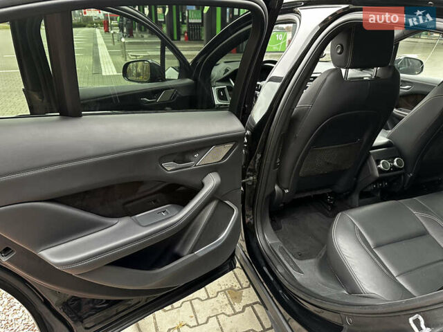 Черный Ягуар I-Pace, объемом двигателя 0 л и пробегом 105 тыс. км за 28500 $, фото 11 на Automoto.ua