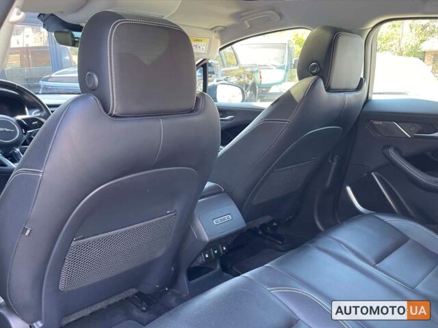 Черный Ягуар I-Pace, объемом двигателя 90 л и пробегом 121 тыс. км за 27100 $, фото 15 на Automoto.ua