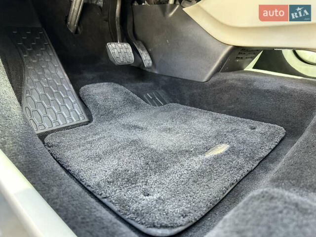 Черный Ягуар I-Pace, объемом двигателя 0 л и пробегом 175 тыс. км за 28900 $, фото 75 на Automoto.ua