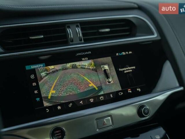 Черный Ягуар I-Pace, объемом двигателя 0 л и пробегом 102 тыс. км за 28900 $, фото 32 на Automoto.ua