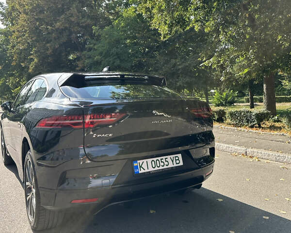 Черный Ягуар I-Pace, объемом двигателя 0 л и пробегом 141 тыс. км за 27000 $, фото 4 на Automoto.ua