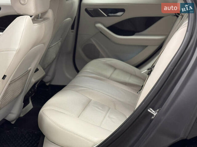 Черный Ягуар I-Pace, объемом двигателя 0 л и пробегом 160 тыс. км за 23000 $, фото 24 на Automoto.ua