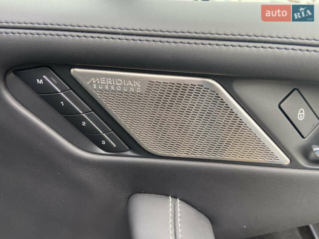 Чорний Ягуар I-Pace, об'ємом двигуна 0 л та пробігом 172 тис. км за 23500 $, фото 13 на Automoto.ua