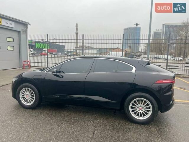 Черный Ягуар I-Pace, объемом двигателя 0 л и пробегом 70 тыс. км за 25000 $, фото 4 на Automoto.ua