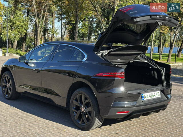 Черный Ягуар I-Pace, объемом двигателя 0 л и пробегом 66 тыс. км за 24200 $, фото 21 на Automoto.ua