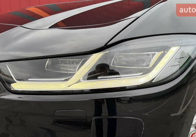 Черный Ягуар I-Pace, объемом двигателя 0 л и пробегом 121 тыс. км за 22500 $, фото 6 на Automoto.ua