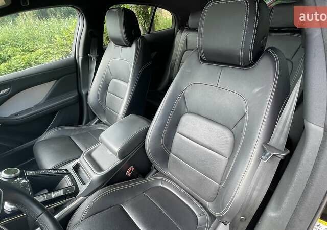 Черный Ягуар I-Pace, объемом двигателя 0 л и пробегом 152 тыс. км за 23500 $, фото 30 на Automoto.ua