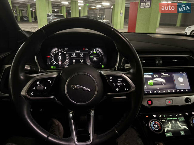 Черный Ягуар I-Pace, объемом двигателя 0 л и пробегом 77 тыс. км за 30000 $, фото 13 на Automoto.ua