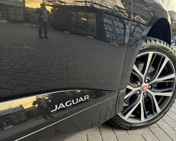 Черный Ягуар I-Pace, объемом двигателя 0 л и пробегом 157 тыс. км за 25999 $, фото 4 на Automoto.ua