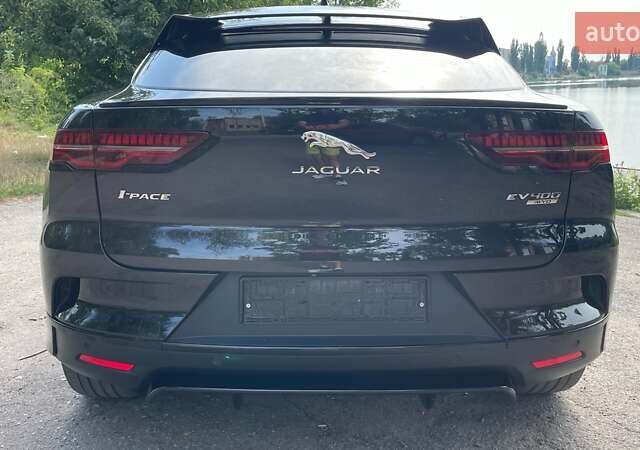Черный Ягуар I-Pace, объемом двигателя 0 л и пробегом 152 тыс. км за 23500 $, фото 4 на Automoto.ua
