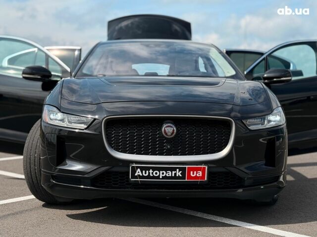 Черный Ягуар I-Pace, объемом двигателя 0 л и пробегом 112 тыс. км за 22890 $, фото 31 на Automoto.ua