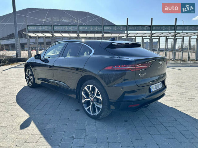 Черный Ягуар I-Pace, объемом двигателя 0 л и пробегом 95 тыс. км за 26000 $, фото 6 на Automoto.ua