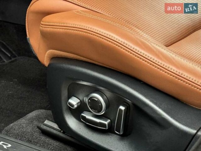 Черный Ягуар I-Pace, объемом двигателя 0 л и пробегом 130 тыс. км за 21900 $, фото 10 на Automoto.ua