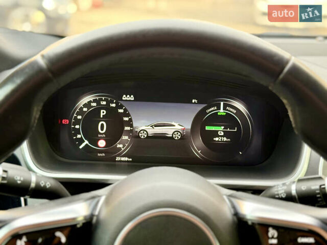 Черный Ягуар I-Pace, объемом двигателя 0 л и пробегом 231 тыс. км за 17500 $, фото 9 на Automoto.ua