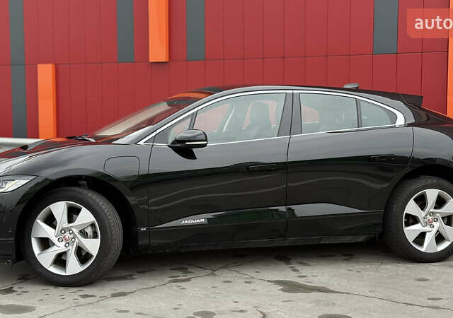 Черный Ягуар I-Pace, объемом двигателя 0 л и пробегом 121 тыс. км за 22500 $, фото 4 на Automoto.ua