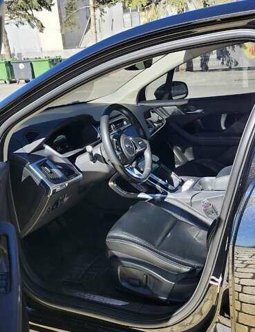 Черный Ягуар I-Pace, объемом двигателя 0 л и пробегом 91 тыс. км за 25000 $, фото 1 на Automoto.ua
