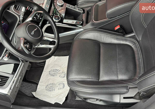 Черный Ягуар I-Pace, объемом двигателя 0 л и пробегом 121 тыс. км за 22500 $, фото 22 на Automoto.ua