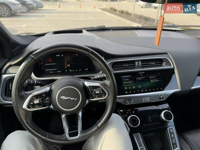 Черный Ягуар I-Pace, объемом двигателя 0 л и пробегом 202 тыс. км за 19100 $, фото 15 на Automoto.ua
